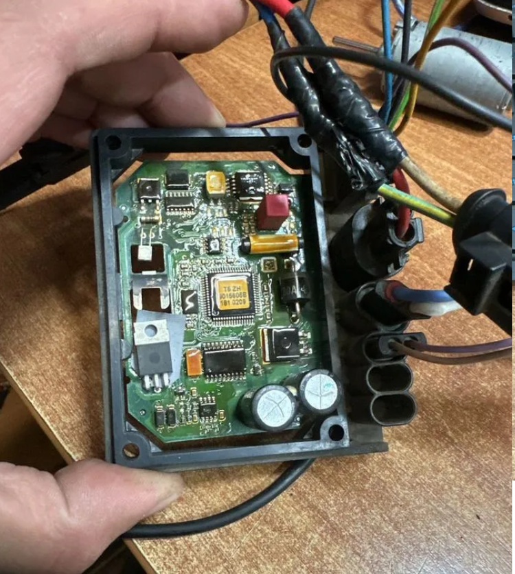 Блок управления Webasto ttc T5ZH 9015605B